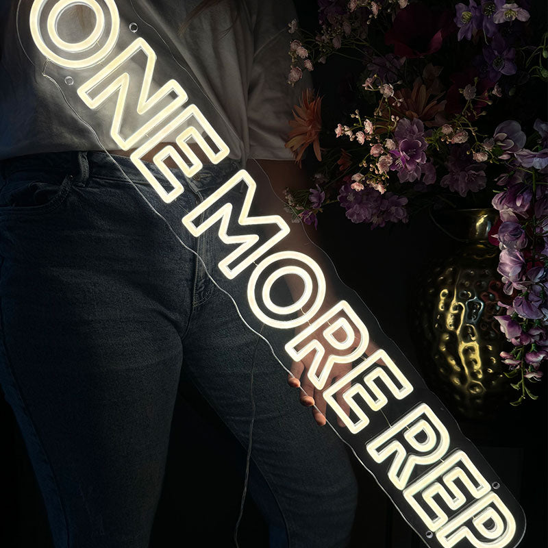 Neonskylt One More Rep