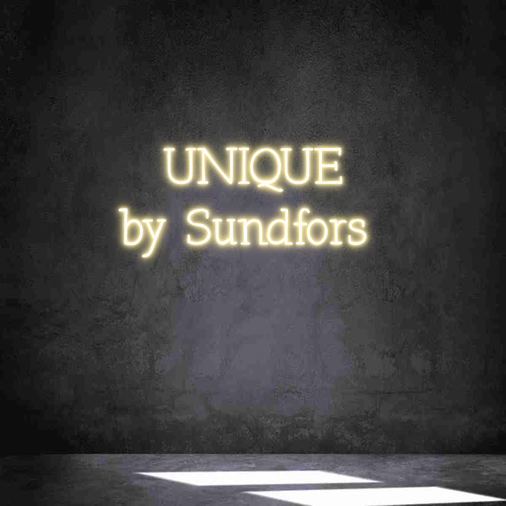 Anpassad neon: UNIQUE
by Su...