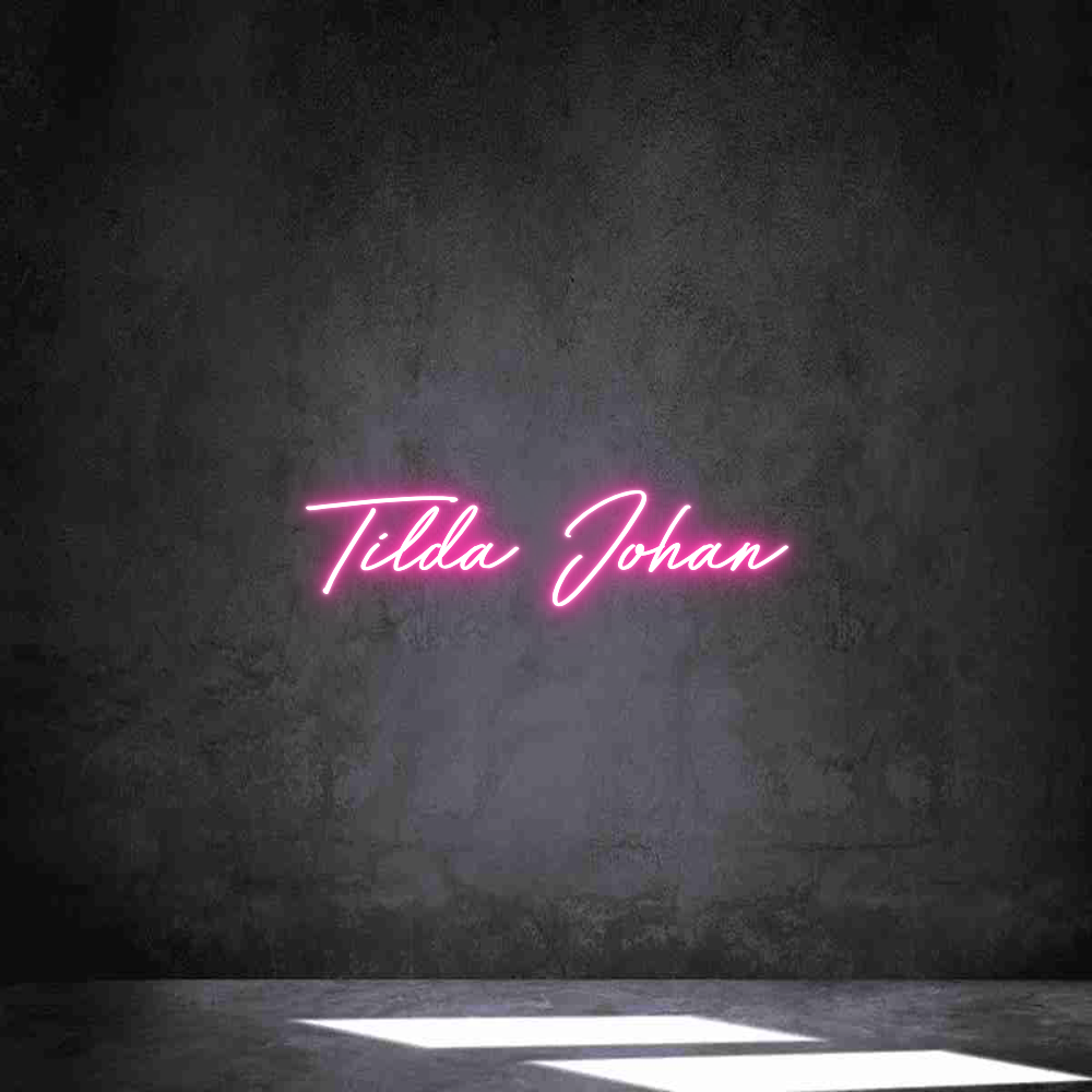 Anpassad neon: Tilda Johan